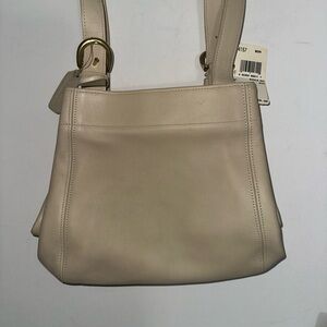 Rare Y2K vintage Coach soho Buckle Bag in bone/tan